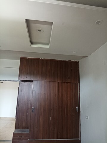 Furnished Amenities in 3 BHK Builder Floor at Dhakoli – for Sale
