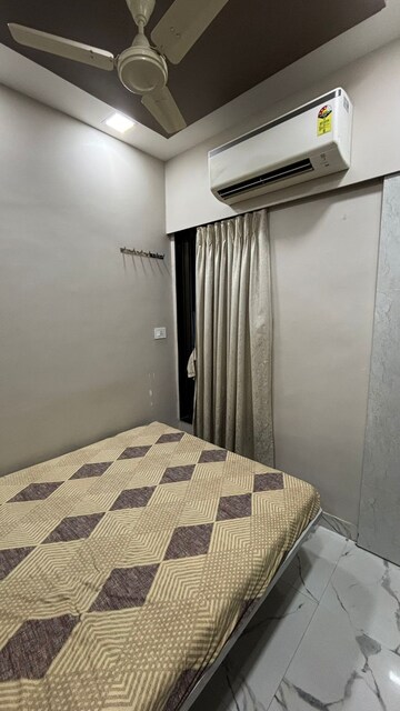 Bedroom in 2 BHK Apartment at Hubtown Palmrose, Andheri East – for Rent