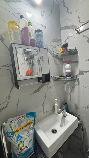 Furnished Amenities in 2 BHK Apartment at Hubtown Palmrose, Andheri East – for Rent