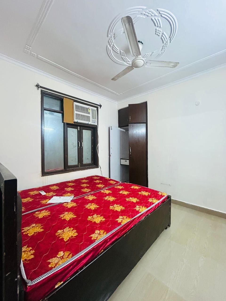 1 BHK Builder Floor For Rent in Neb Sarai