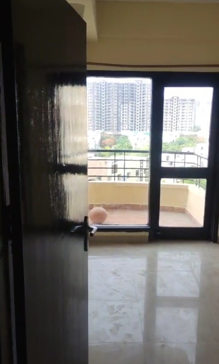 Room, rps-savana 2 Bedroom 955 Sq.Ft. Apartment In Sector 88 Faridabad 8621935