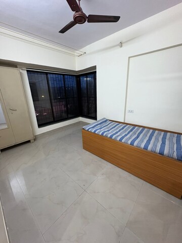 1 BHK Apartment For Rent in Tilak Nagar Building, Tilak Nagar
