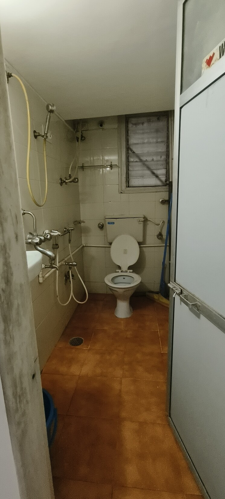 Bathroom, navyug-chs-santacruz-east 1 Bedroom 400 Sq.Ft. Apartment In Santacruz East Mumbai 8622294