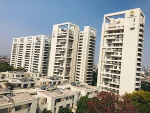 3.5 BHK Apartment For Sale in Emaar The Vilas, Sector 25