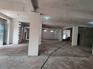 Parking in  Warehouse at Alkapuri – for Rent