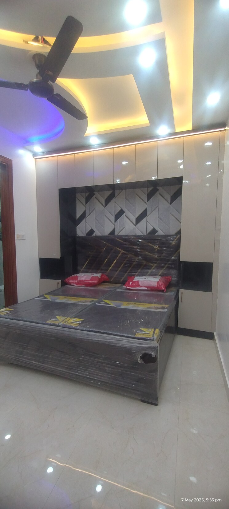 Bedroom, uttam nagar 2 Bedroom 60 Sq.Yd. Builder Floor In Uttam Nagar Delhi 8622529