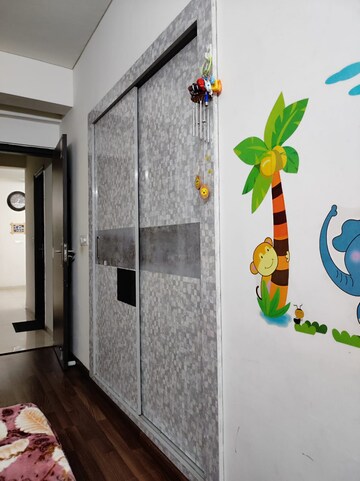 Bathroom in 3 BHK Builder Floor at BPTP Parkland Pride, Sector 77 – for Sale