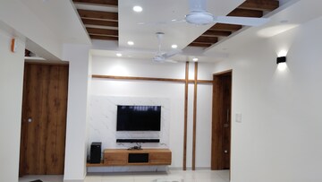 Furnished Amenities in 3 BHK Builder Floor at Railnagar – for Sale