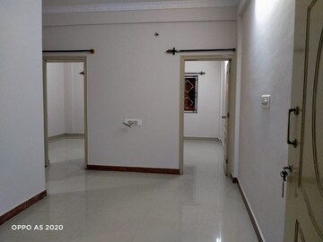 Room in 2 BHK Builder Floor at Hsr Layout – for Rent