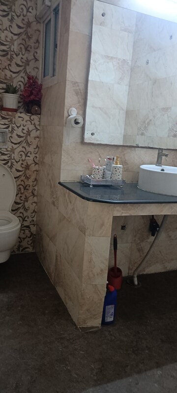 Bathroom in 3 BHK Villa at Sector 41 – for Rent