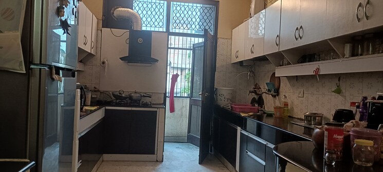 Kitchen, sector 41 3 Bedroom 200 Sq.Yd. Villa In Sector 41 Noida 8622757