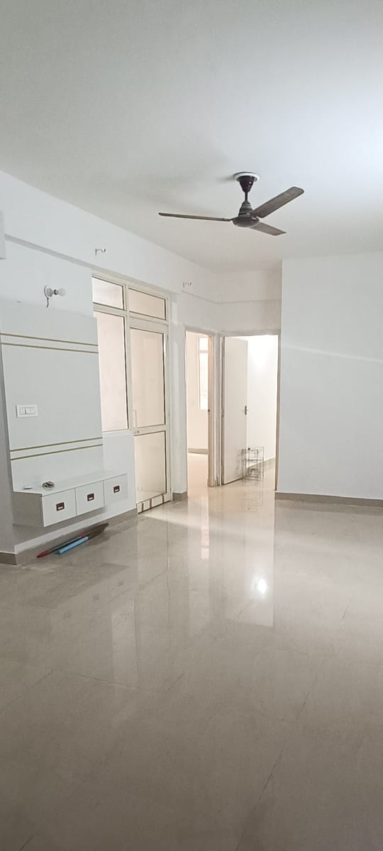 2 BHK Apartment For Rent in Suncity Avenue 76