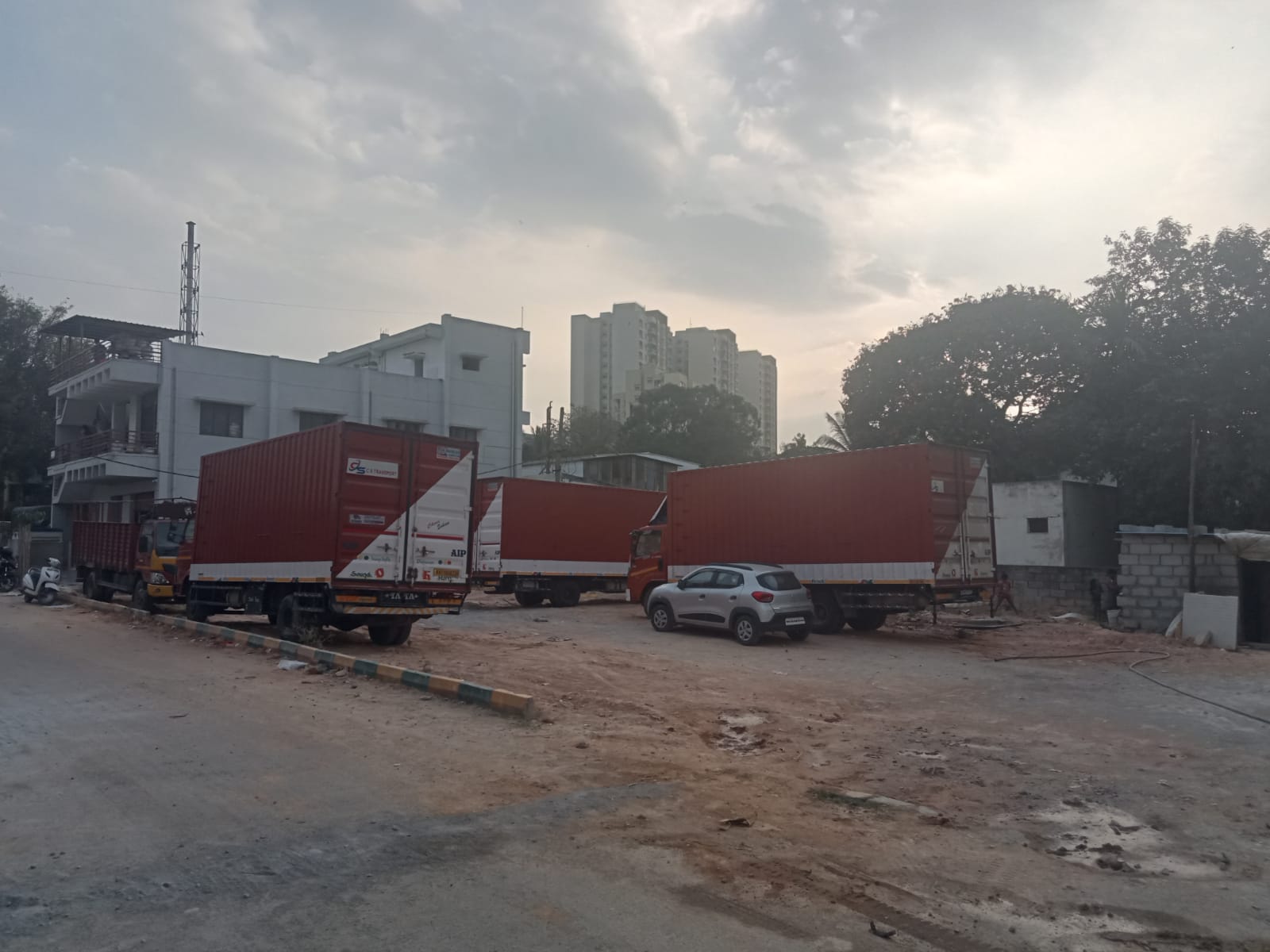 Plot For Sale in LG Lake Dew