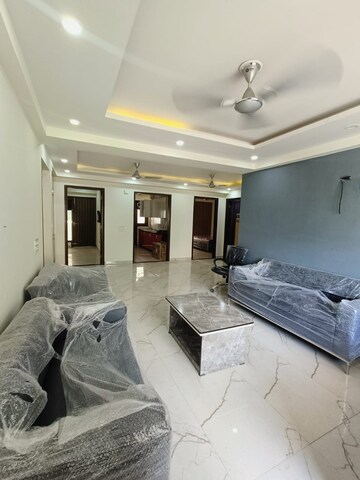 Bedroom in 3 BHK Builder Floor at Sector 46 – for Rent