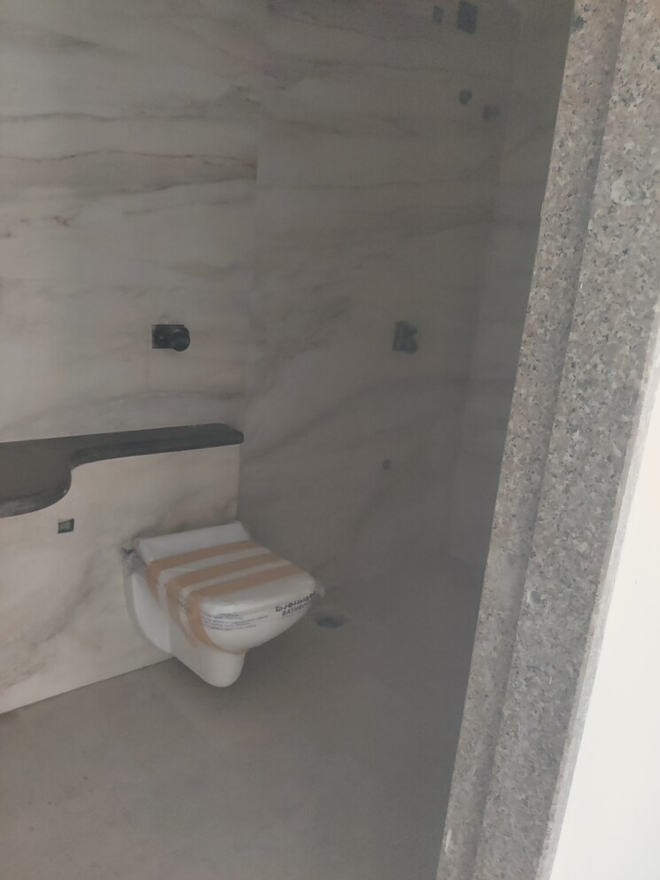 Bathroom, new-mhada-colony 1 Bedroom 550 Sq.Ft. Apartment In Powai Mumbai 8622880