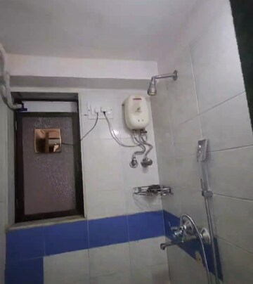 1 RK Apartment For Rent in Laxmi Niwas Dadar East, Dadar East