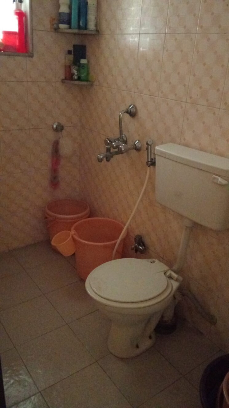 Bathroom, aalap-chs-hindu-colony 1 Bedroom 320 Sq.Ft. Apartment In Dadar East Mumbai 8622904