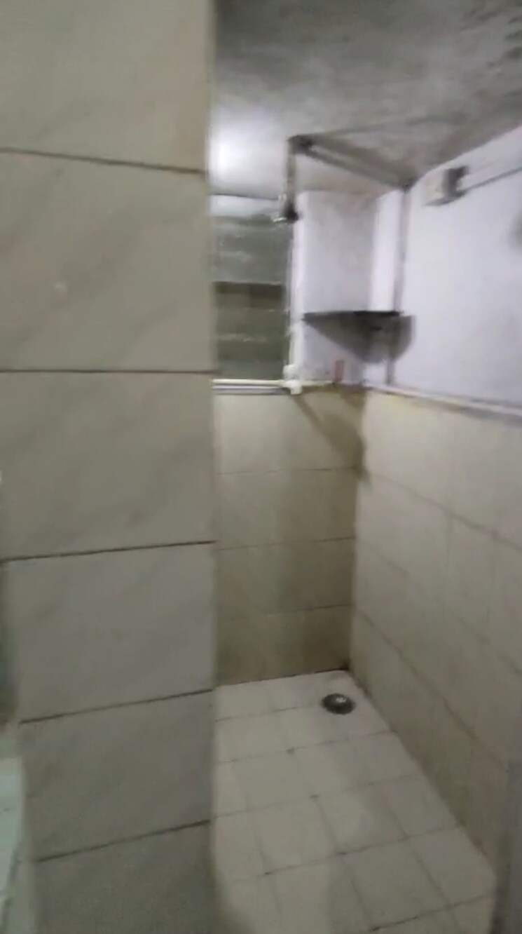Bathroom, vastu-matunga-apartment 1 RK 225 Sq.Ft. Apartment In Matunga Mumbai 8622910