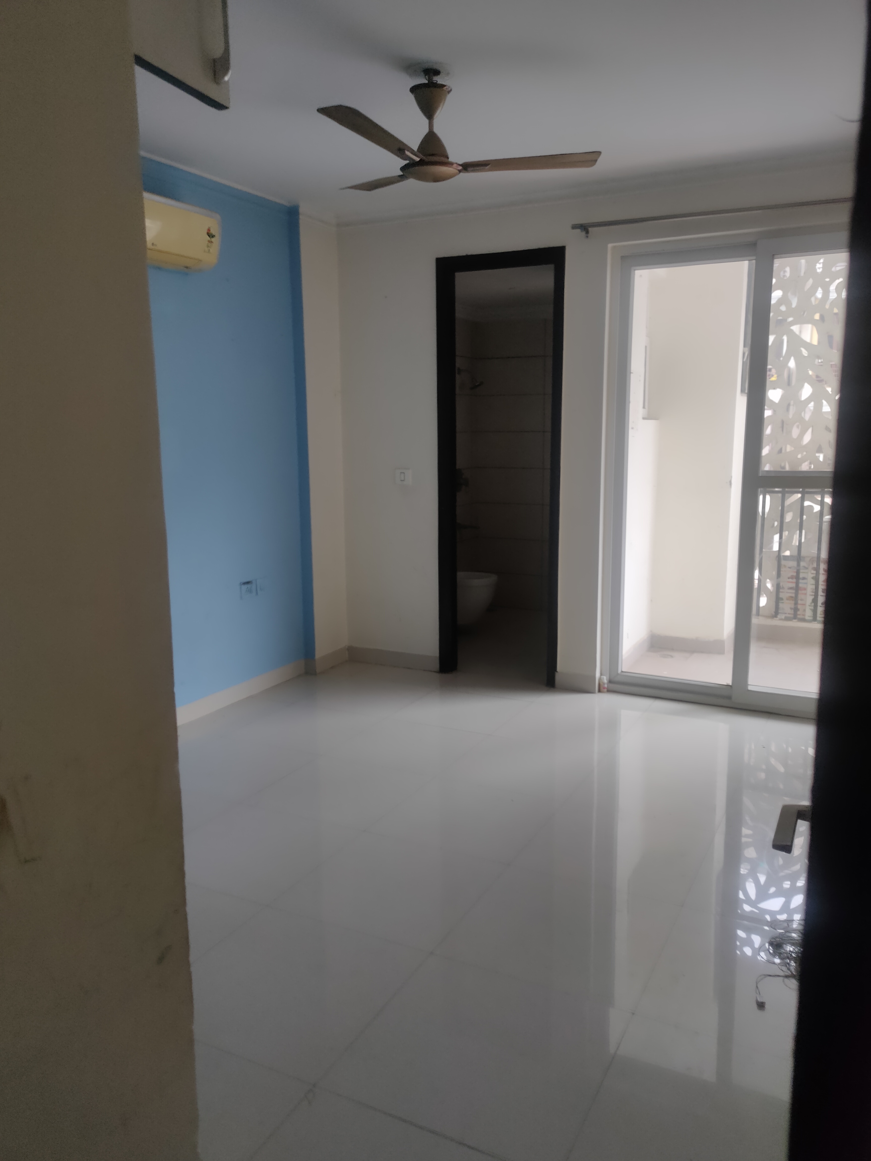 3 BHK + Pooja Room 1560 Sq.Ft. Apartment in Paradigm Business Hermitage Park