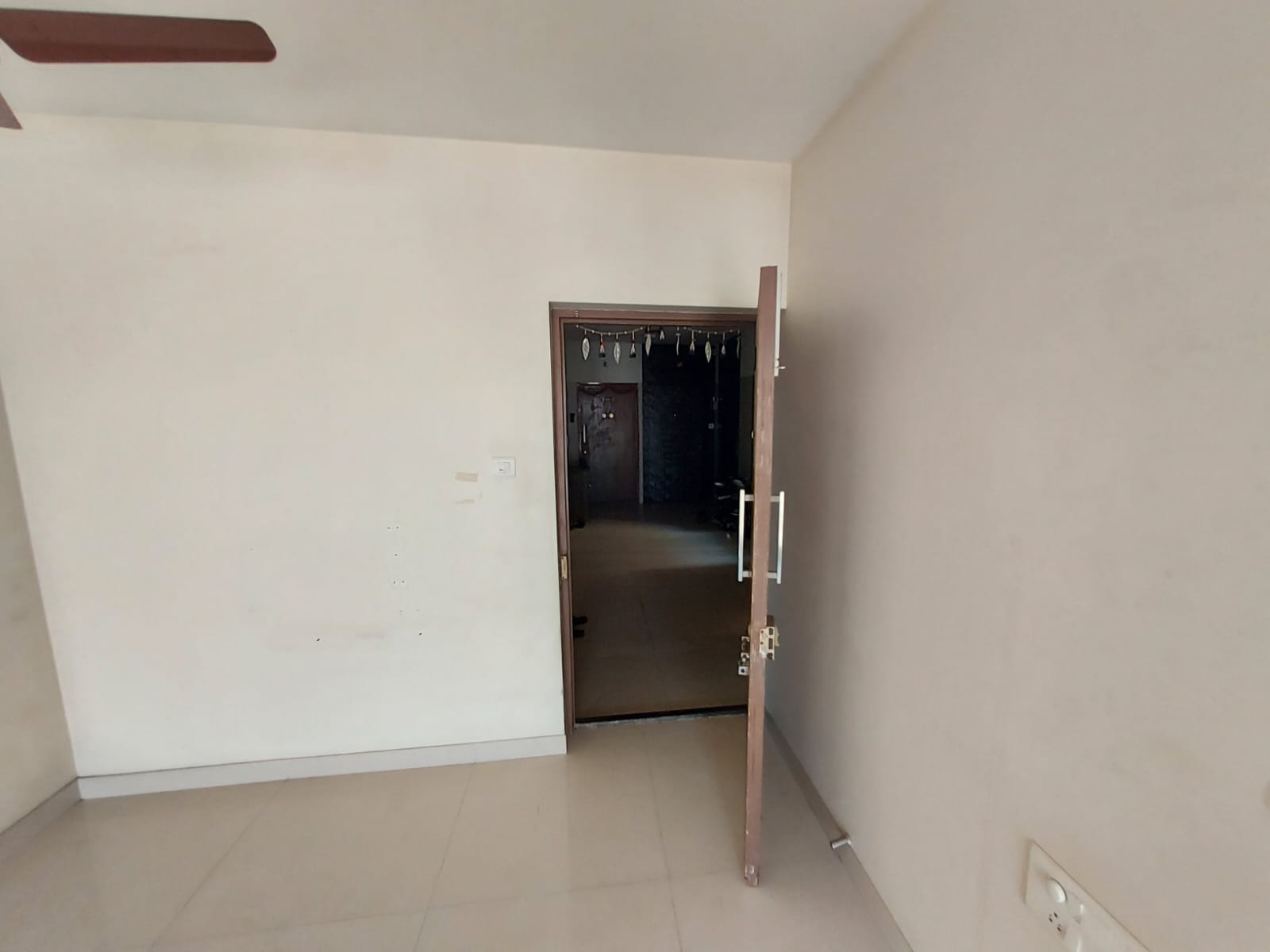 2 BHK Apartment For Rent in Shapoorji Pallonji Epsilon