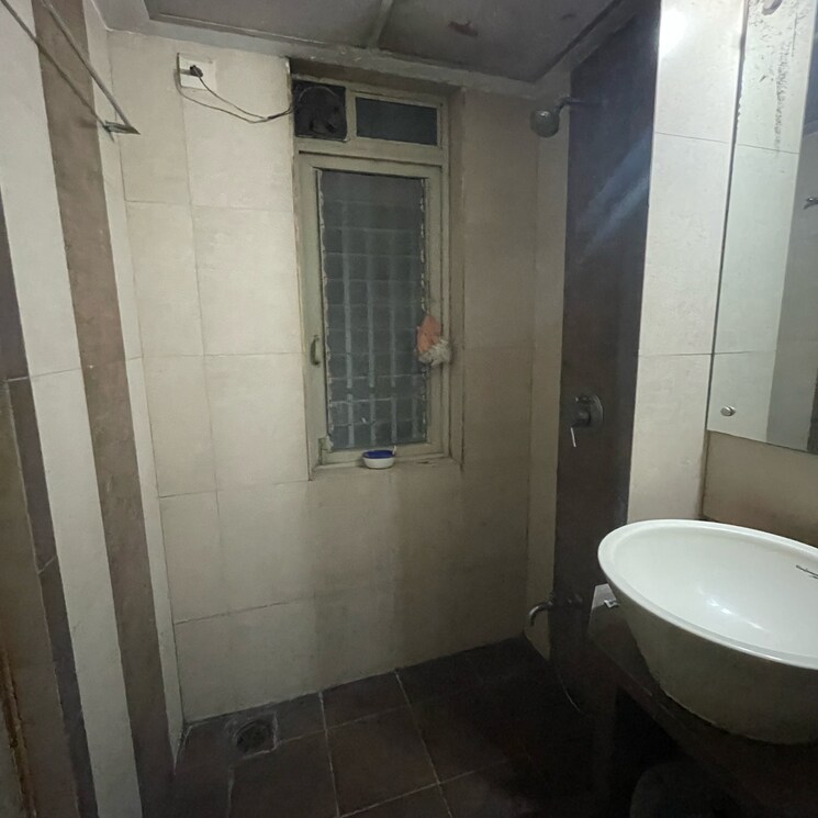 Bathroom, malad east 2 Bedroom 645 Sq.Ft. Apartment In Malad East Mumbai 8623049