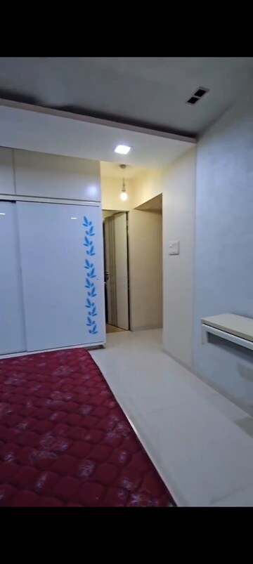 Room in 3 BHK Apartment at Om Shreyas Apartment, Ghatkopar West – for Rent