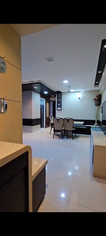 Master Bedroom in 3 BHK Apartment at Om Shreyas Apartment, Ghatkopar West – for Rent