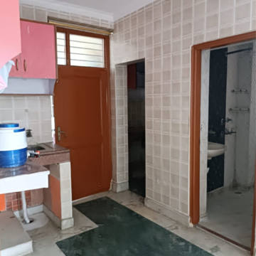 Kitchen in 2 BHK Builder Floor at Saket – for Rent