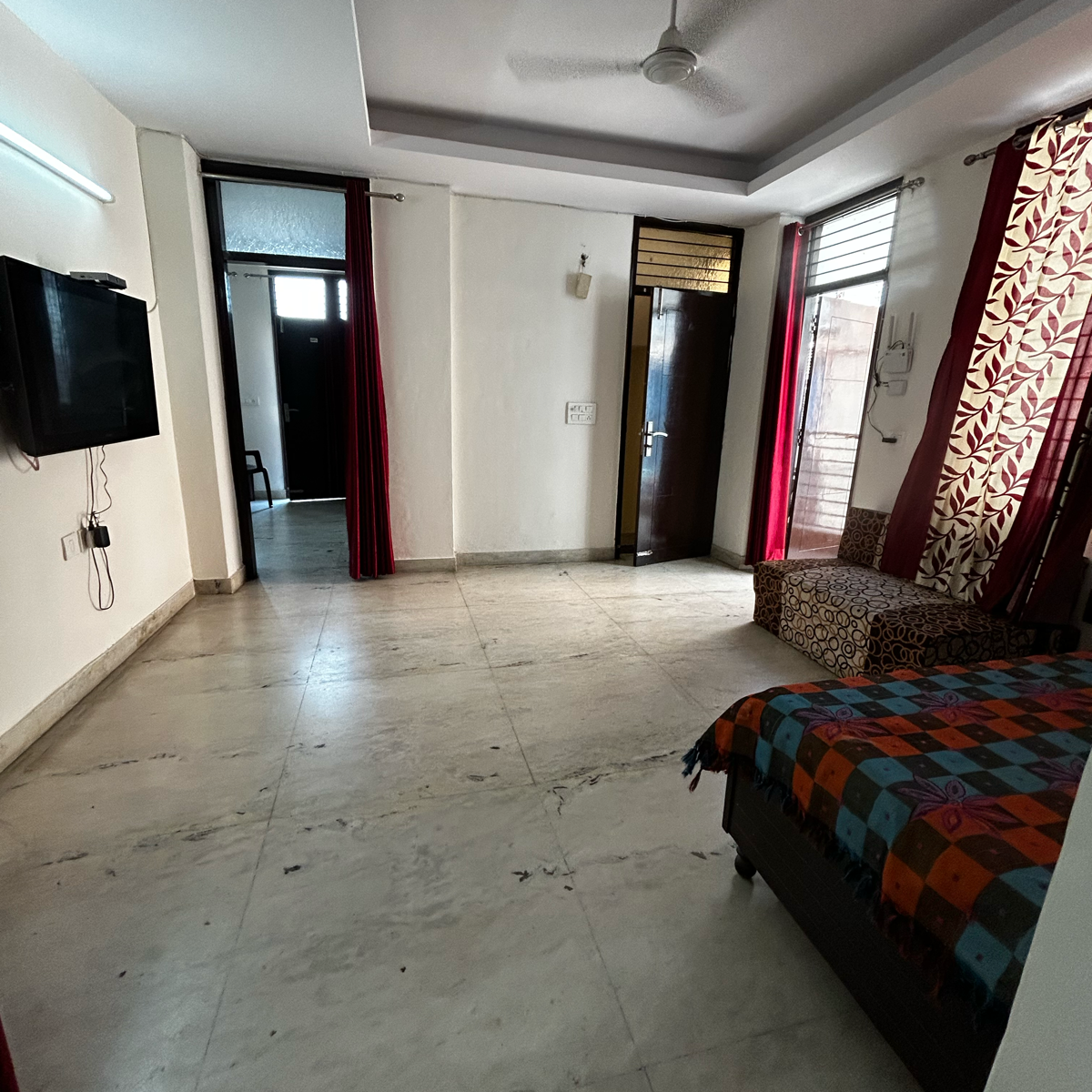 2 BHK + Pooja Room Builder Floor For Rent in Kotla Mubarakpur 