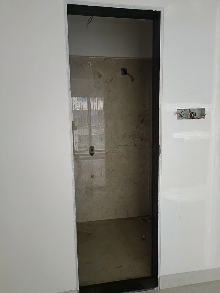 Bathroom, mhada-prakash-cotton-mill 1 RK 225 Sq.Ft. Apartment In Lower Parel Mumbai 8623113
