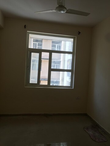 Room in 2 BHK Independent House at Gomti Nagar – for Rent