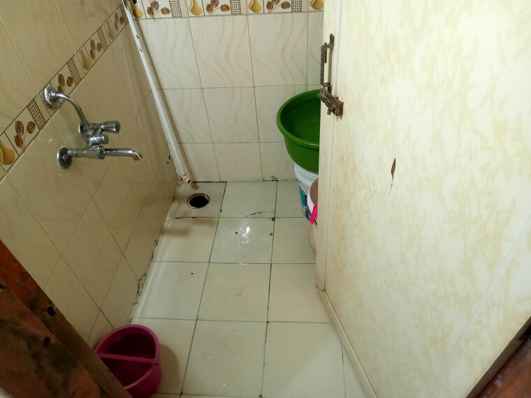 Bathroom, taloja sector 10 1 Bedroom 600 Sq.Ft. Apartment In Taloja Sector 10 Navi Mumbai 8623142
