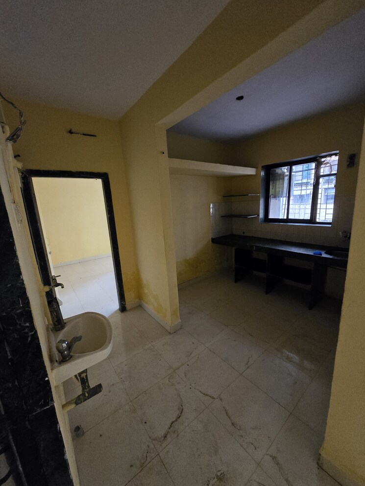 Room, kalyan west 1 Bedroom 605 Sq.Ft. Apartment In Kalyan West Thane 8623148