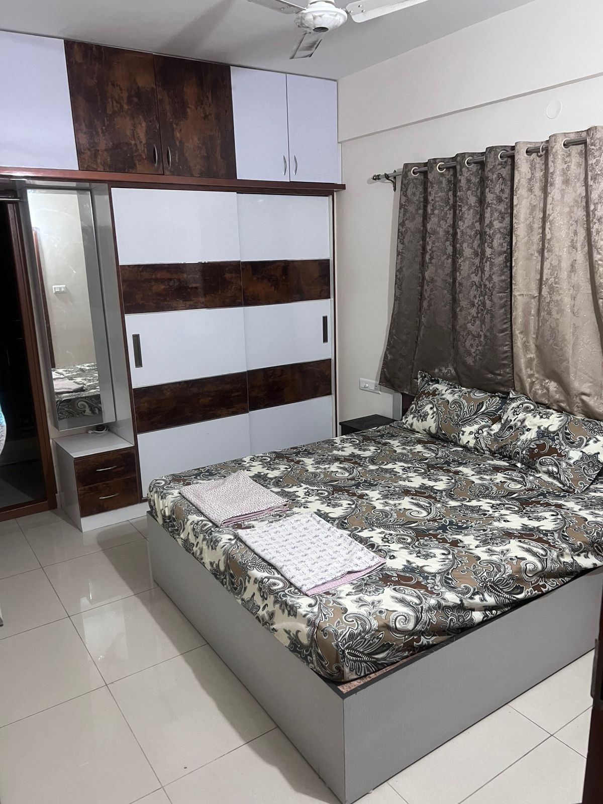 3 BHK + Pooja Room Apartment For Rent in SV Crescent