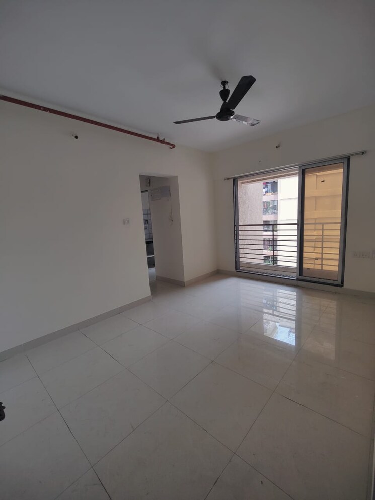 Room, rajaram-sukur-sapphire 1 Bedroom 440 Sq.Ft. Apartment In Ghodbunder Road Thane 8623178