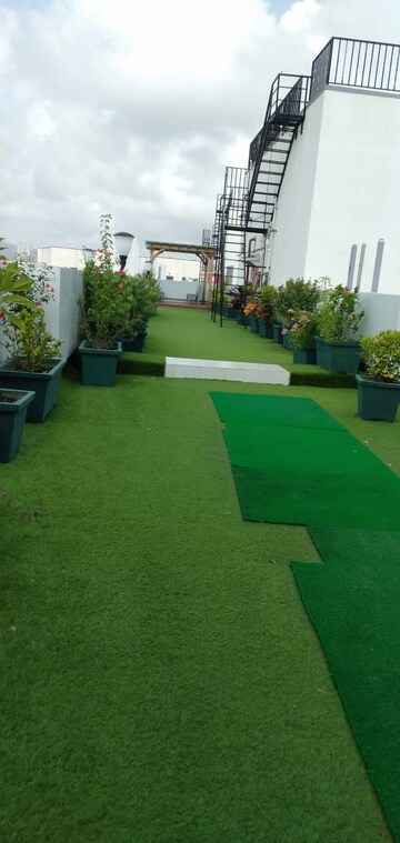 Swimming Pool in 2 BHK Apartment at Sethia Kalpavruksh Heights, Kandivali West – for Rent