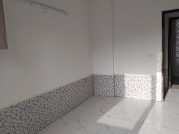 2 BHK Apartment For Rent in Pivotal Devaan, Sector 84