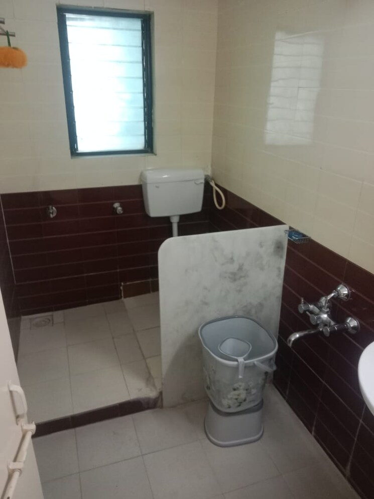 Bathroom, naiknavare-trinity-court 1 Bedroom 600 Sq.Ft. Apartment In Koregaon Park Pune 8623193