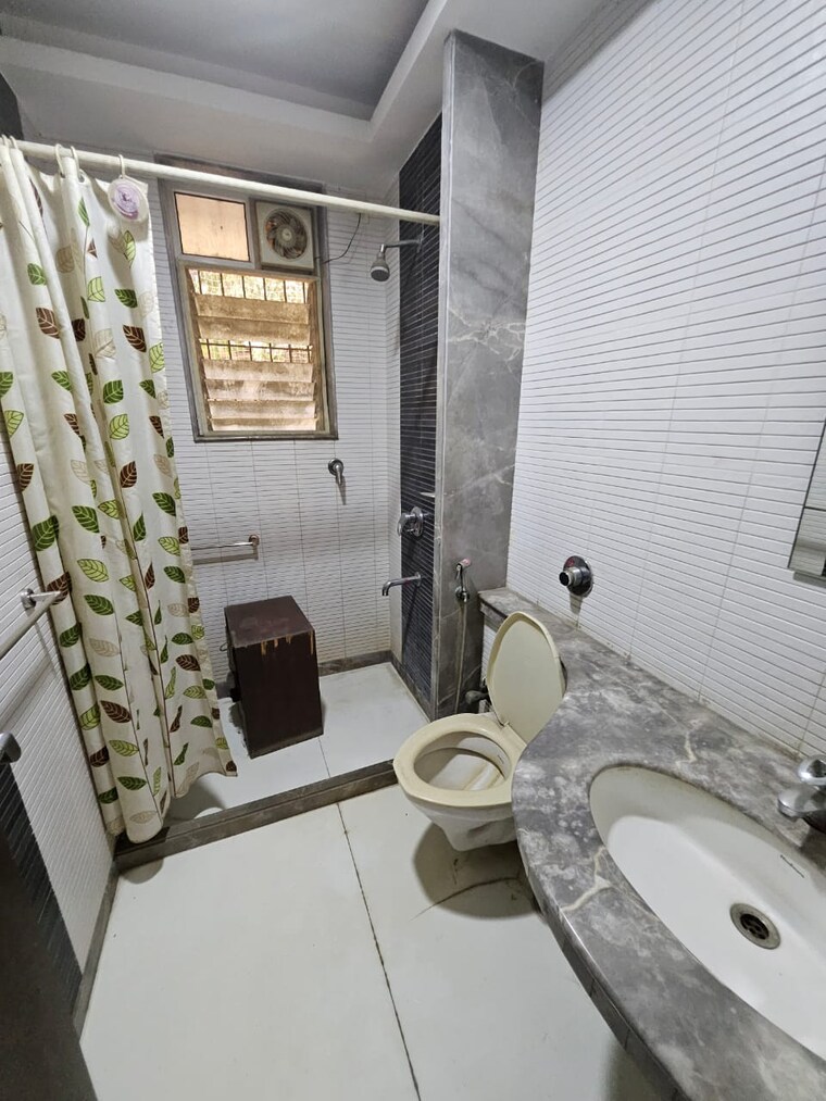 Bathroom, atlanta-santacruz-west 4 Bedroom 1712 Sq.Ft. Apartment In Santacruz West Mumbai 8623199