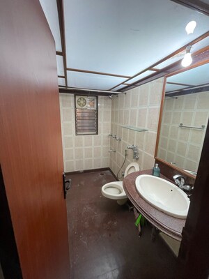 Bathroom in 3 BHK Apartment at Union Park Khar West, Khar West – for Sale