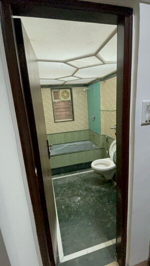 Bathroom in 3 BHK Apartment at Union Park Khar West, Khar West – for Sale