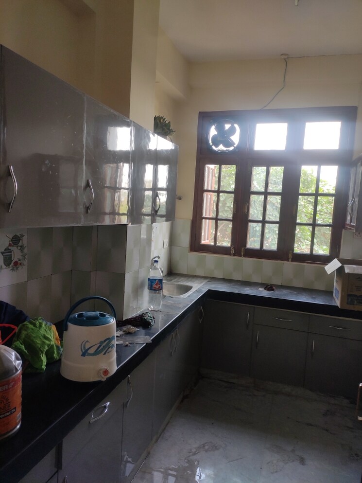 Kitchen, drosia-apartments 2.5 Bedroom 1500 Sq.Ft. Apartment In Aliganj Lucknow 8623241