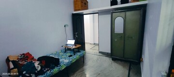 Room in 2 BHK Independent House at Gomti Nagar – for Rent