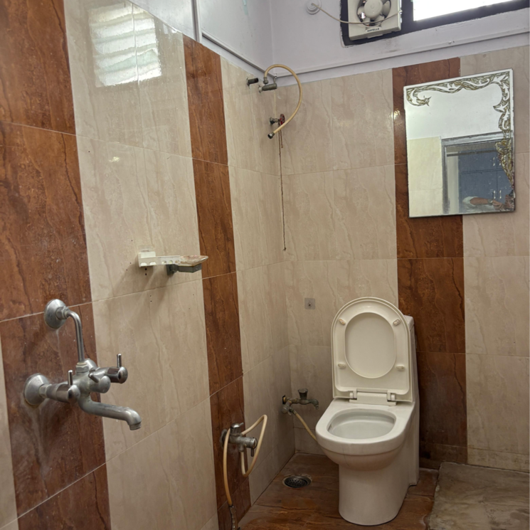Bathroom, madhapur 2 Bedroom 1150 Sq.Ft. Builder Floor In Madhapur Hyderabad 8623286