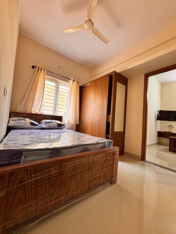 Bedroom in 1 BHK Apartment at Indiranagar – for Rent