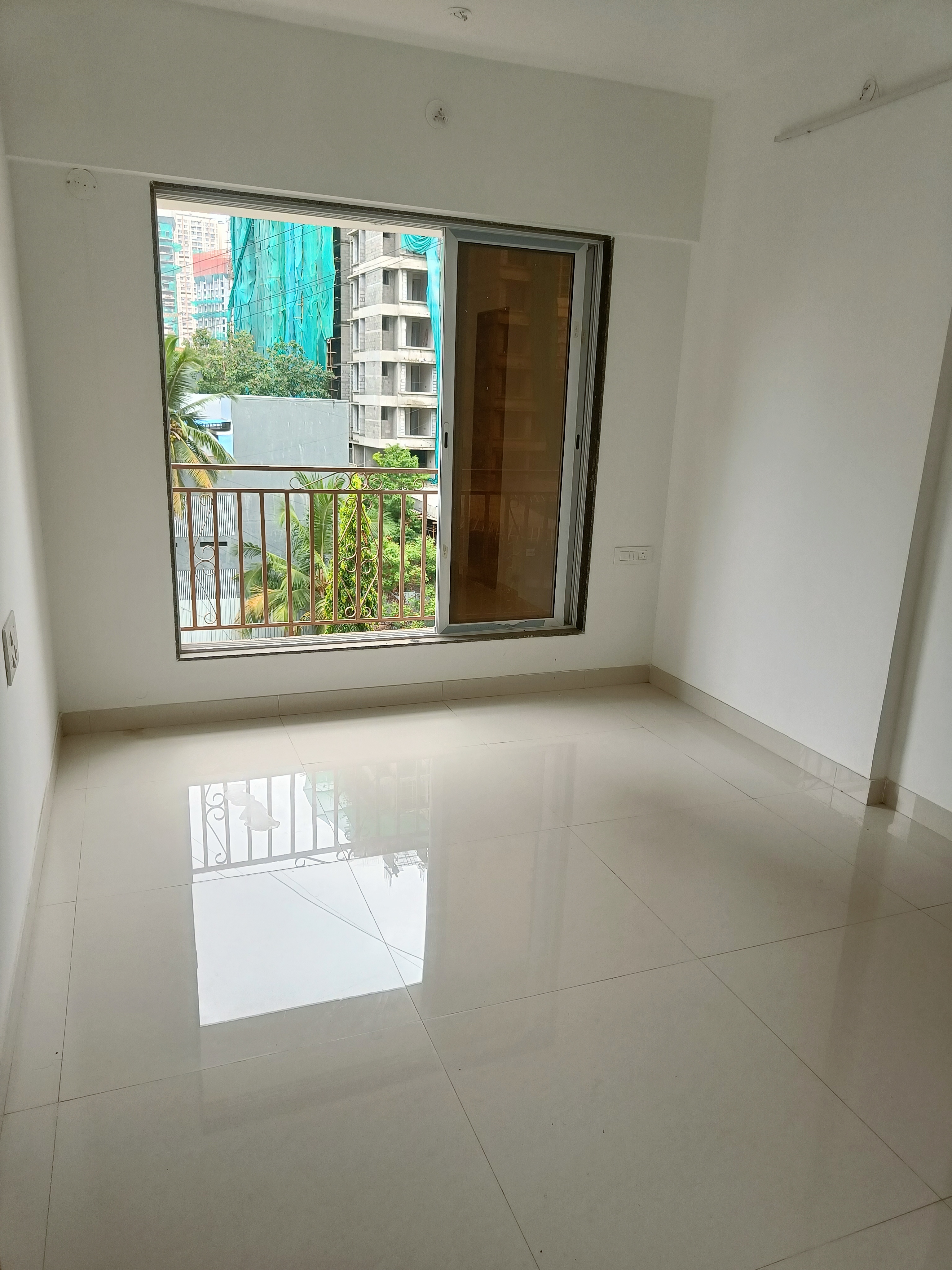 2 BHK Apartment For Sale in Samarpan Hiranmay Niwas CHS