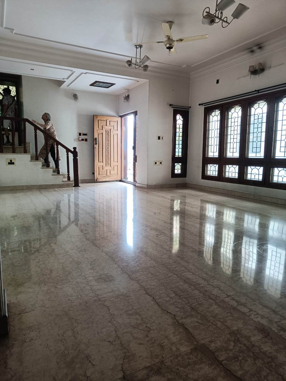3 BHK + Extra Room Apartment For Rent in Apartment
