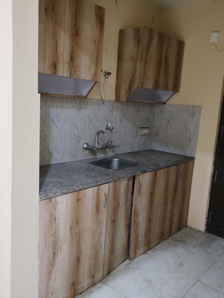 Bathroom, aliganj 3 Bedroom 1500 Sq.Ft. Apartment In Aliganj Lucknow 8623332