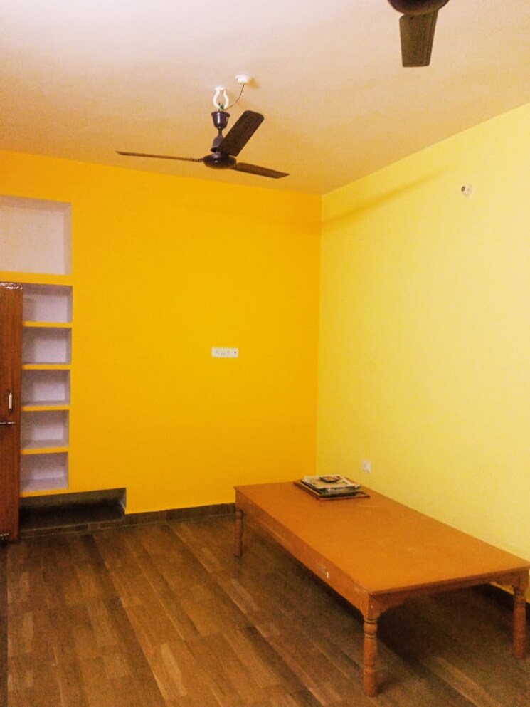 Room, vikas nagar 2 Bedroom 1350 Sq.Ft. Independent House In Vikas Nagar Lucknow 8623342
