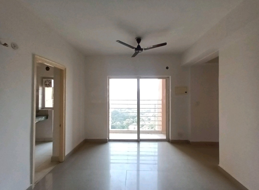 3 BHK + Servant Room,Study Room Apartment For Sale in Paras Tierea